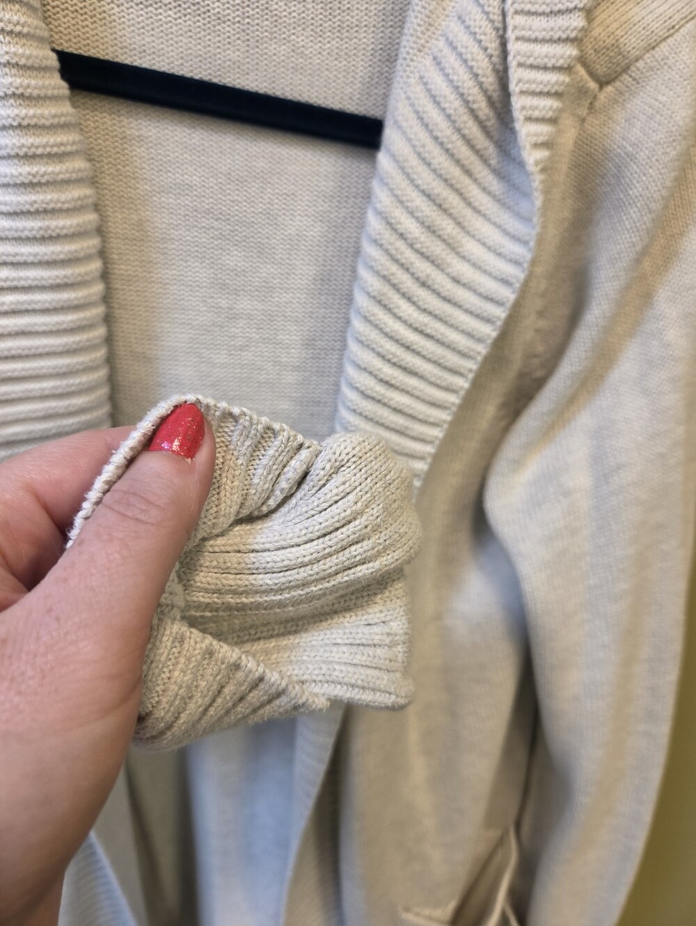 Tahari Cream Cardigan with hood size Large - Picture 2 of 6